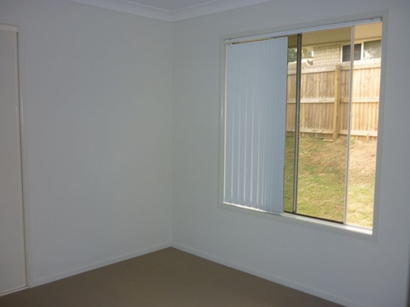 17 Figtree Court, Yamanto QLD 4305