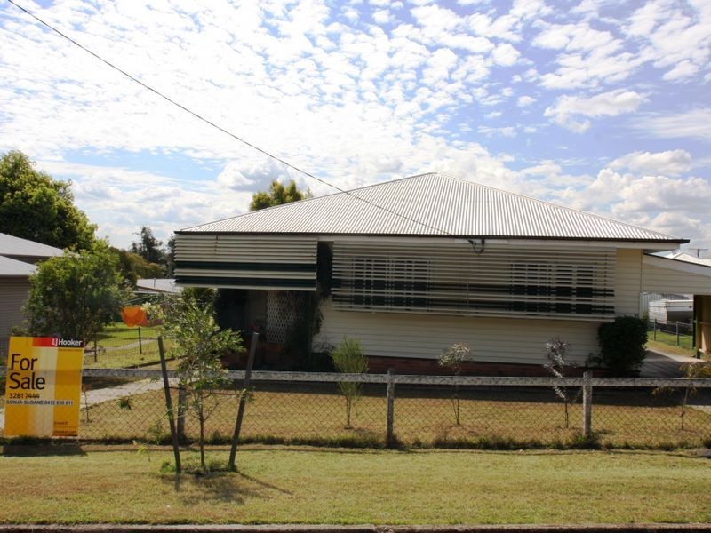 3 Irvine Street, East Ipswich QLD 4305