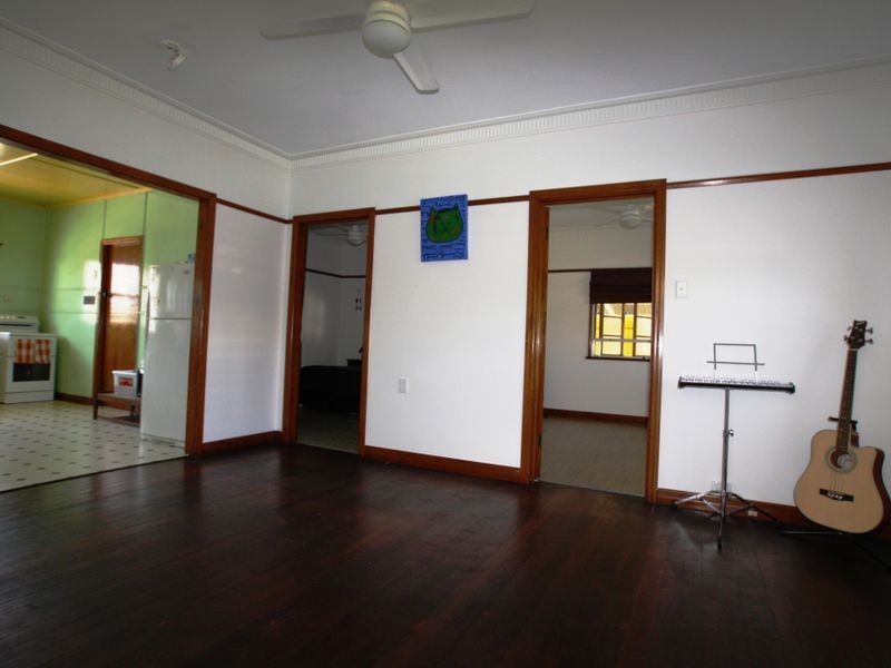 3 Irvine Street, East Ipswich QLD 4305