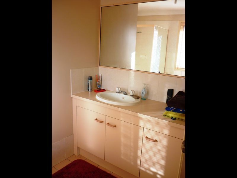 21 Willowtree Drive, Flinders View QLD 4305