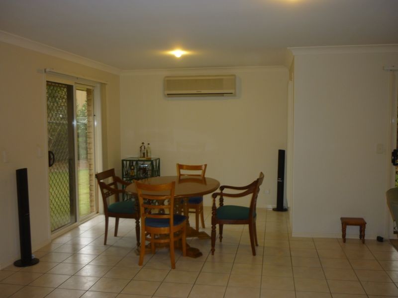 5 Bangalow Crescent, Raceview QLD 4305