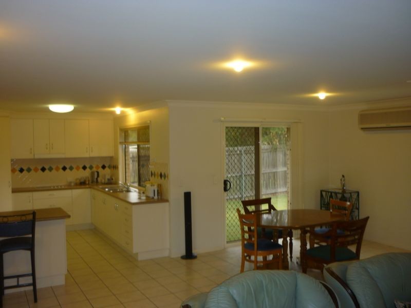 5 Bangalow Crescent, Raceview QLD 4305
