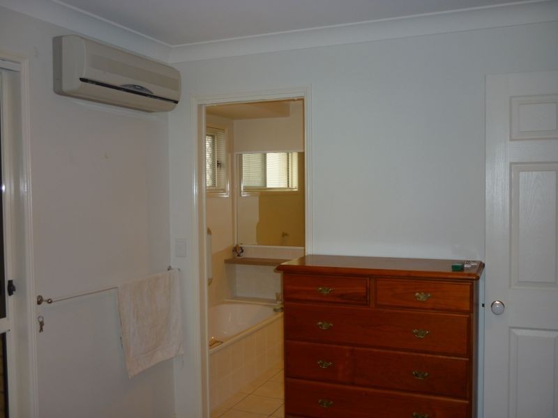 5 Bangalow Crescent, Raceview QLD 4305