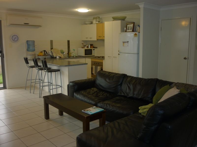 72 Anna Drive, Raceview QLD 4305