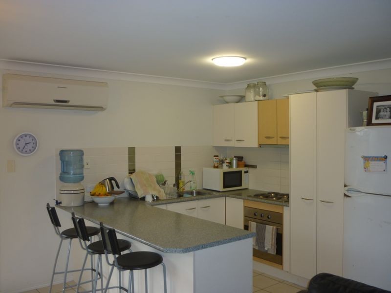 72 Anna Drive, Raceview QLD 4305