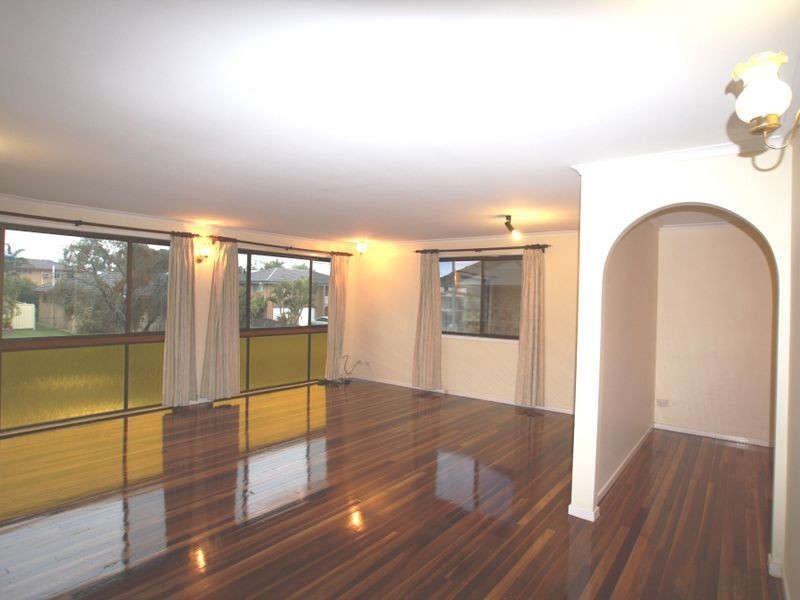 13 Aberdeen Street, Bundamba QLD 4304