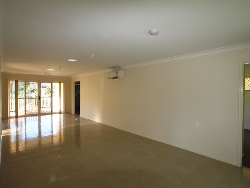 32 Chalmers Place, North Ipswich QLD 4305