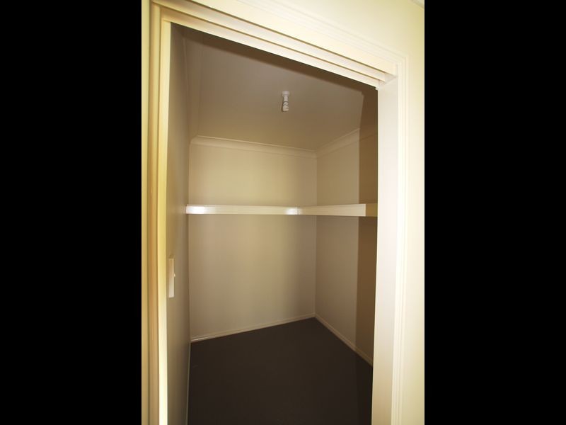 32 Chalmers Place, North Ipswich QLD 4305