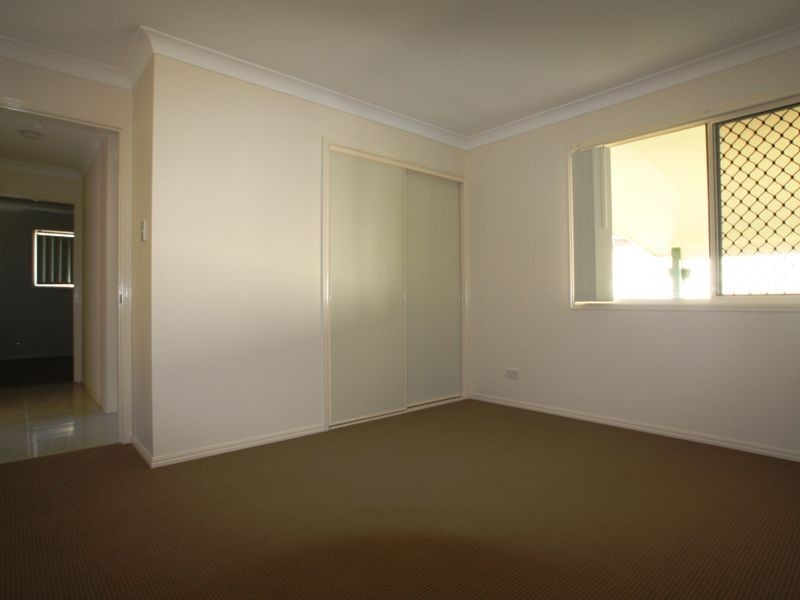 32 Chalmers Place, North Ipswich QLD 4305