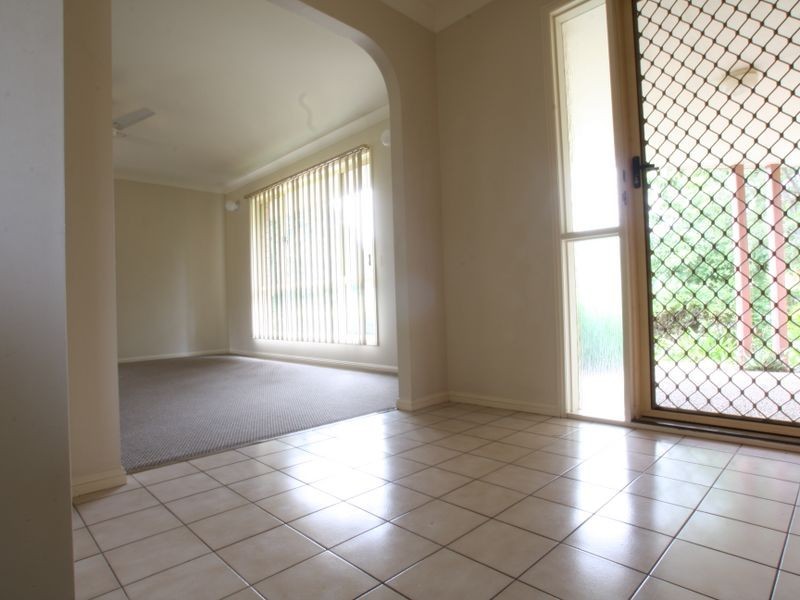 18 Peppercorn Place, Flinders View QLD 4305