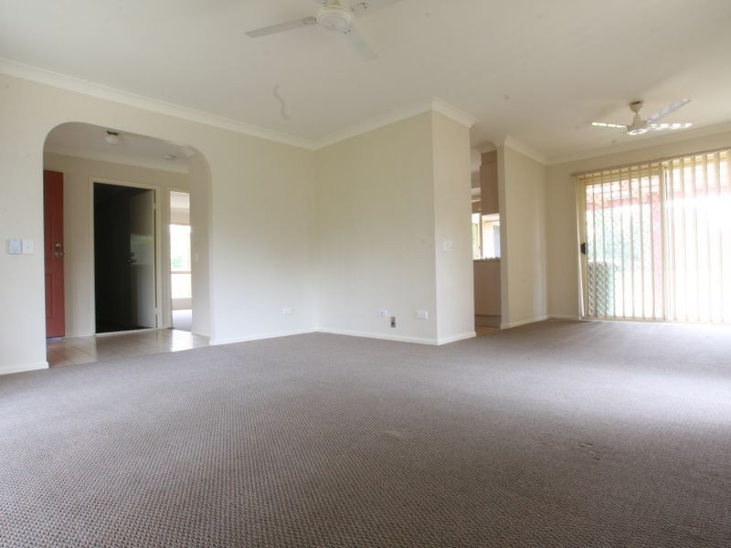 18 Peppercorn Place, Flinders View QLD 4305