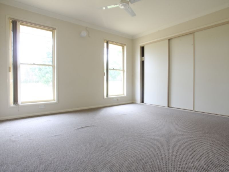 18 Peppercorn Place, Flinders View QLD 4305