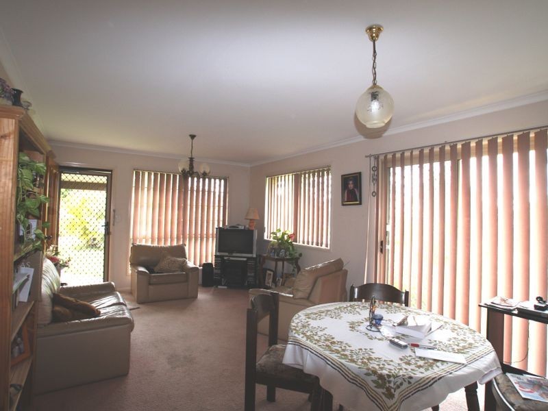 1 & 2/19 Cocos Place, Raceview QLD 4305