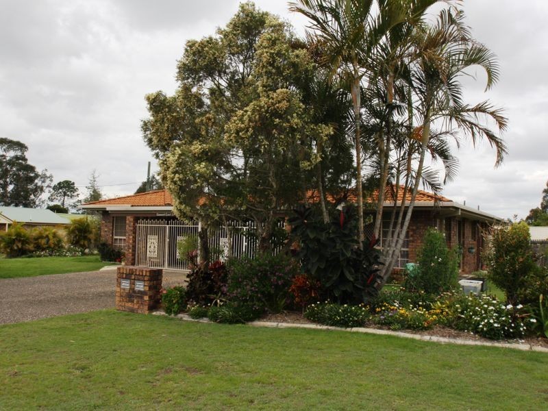 1 & 2/19 Cocos Place, Raceview QLD 4305