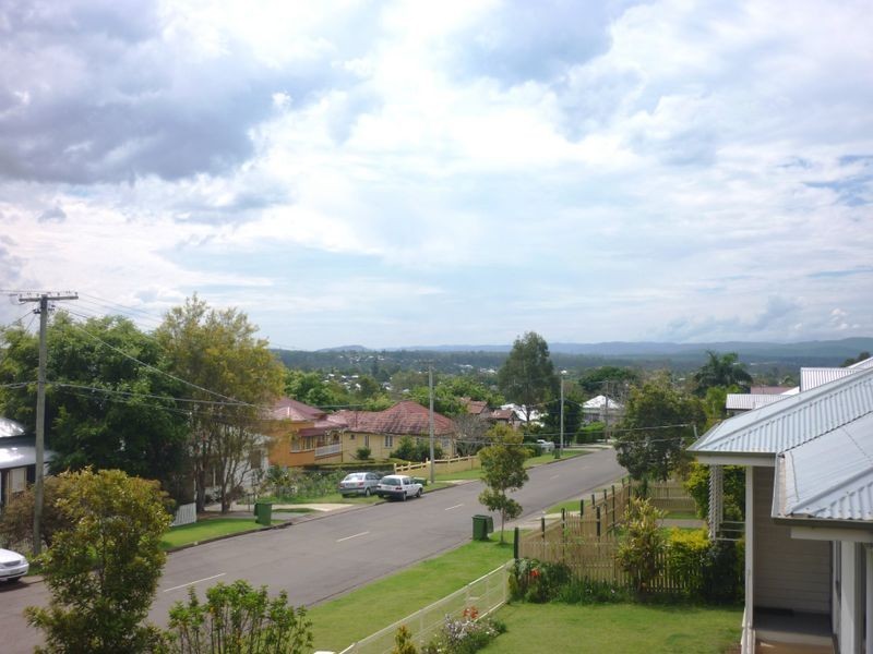14 Frederick Street, Newtown QLD 4305