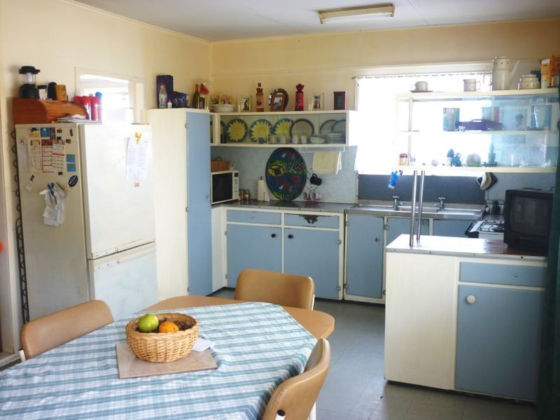 14 Frederick Street, Newtown QLD 4305