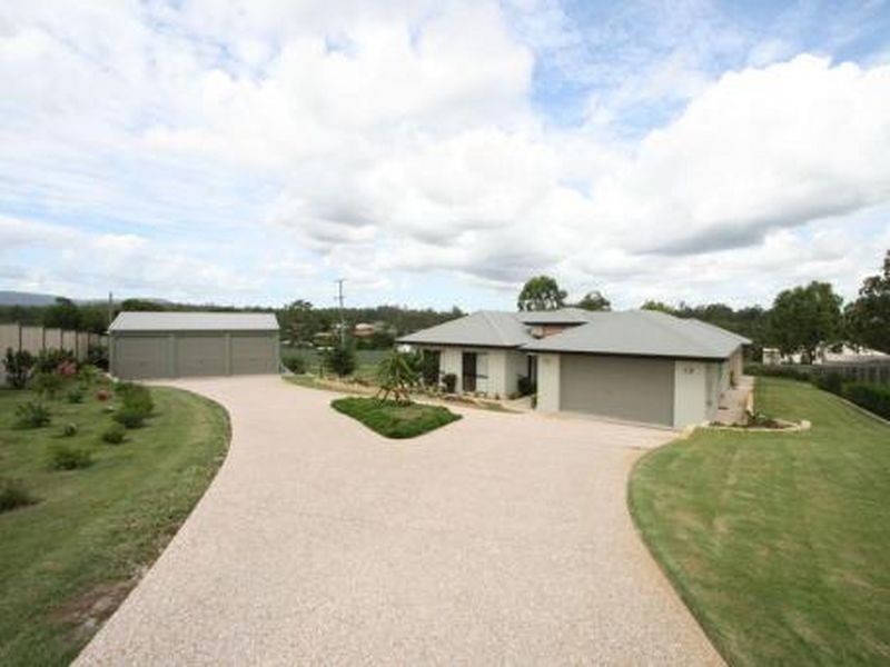 11 Carbine Court, Karalee QLD 4306