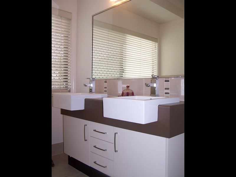 11 Carbine Court, Karalee QLD 4306