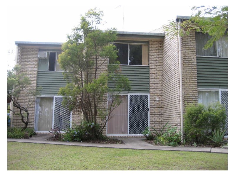 3/5 Duce STreet, Bundamba QLD 4304