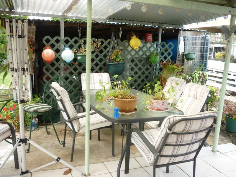 110 Robertson Road, Eastern Heights QLD 4305