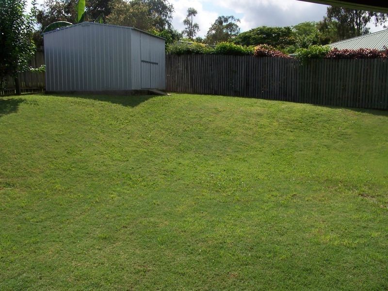 24 Jonquil Circuit, Flinders View QLD 4305
