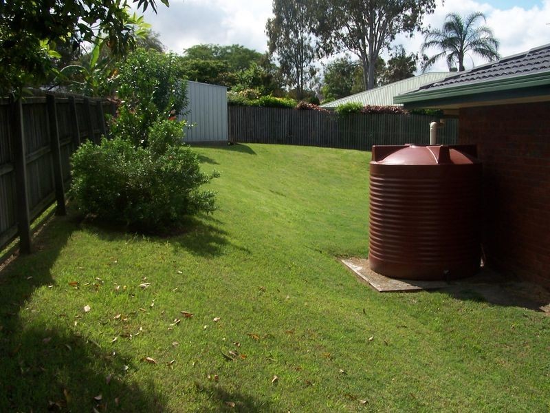 24 Jonquil Circuit, Flinders View QLD 4305