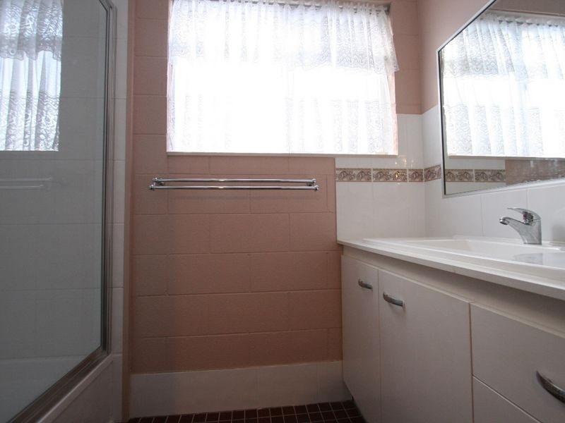 1/61 South Station Road, Booval QLD 4304