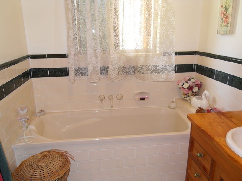 41 Fearless Court, Karalee QLD 4306