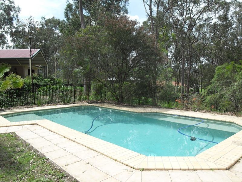 41 Fearless Court, Karalee QLD 4306