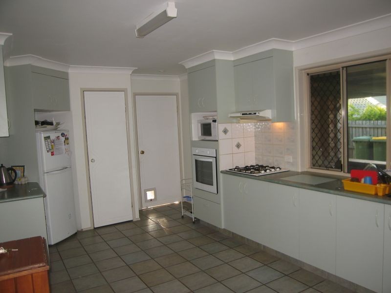 10 Lakemba Place, Brassall QLD 4305