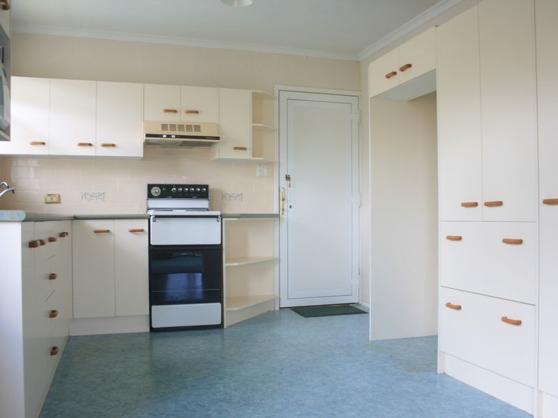 9 Tennyson Street, Strathpine QLD 4500