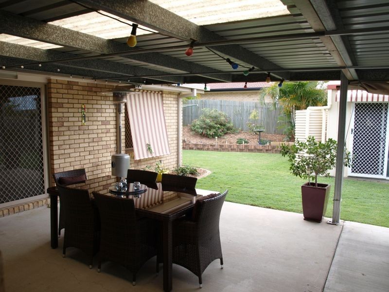 11 Diosma Close, Yamanto QLD 4305