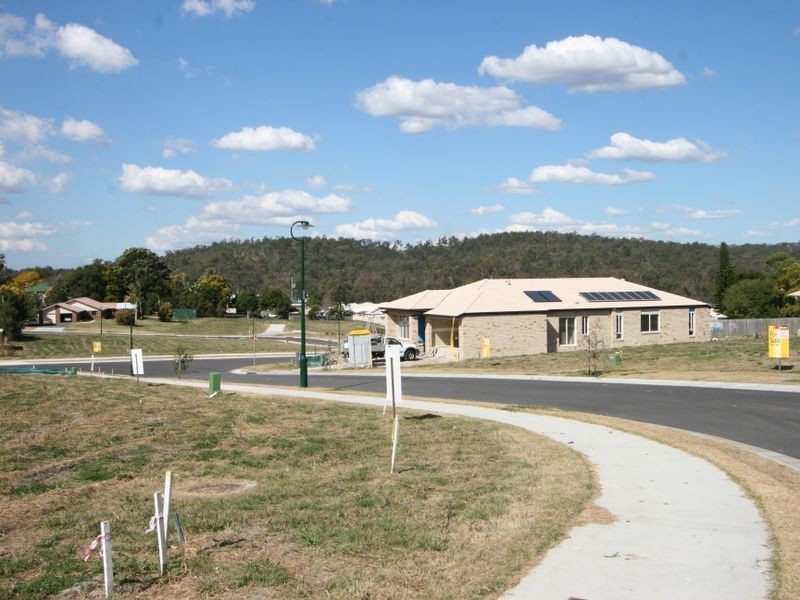 56 – 60 Thompson Street, Silkstone QLD 4304