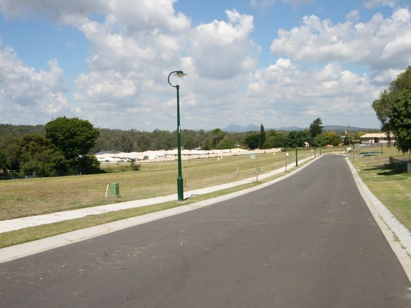 56 – 60 Thompson Street, Silkstone QLD 4304