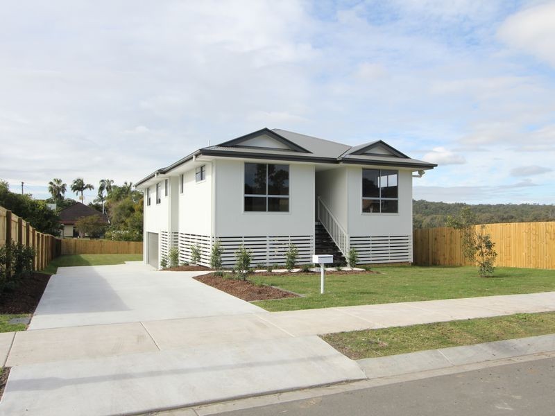 54 Thompson St, Silkstone QLD 4304