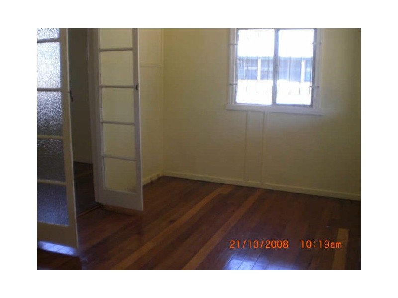 11 Blackwood Street, East Ipswich QLD 4305