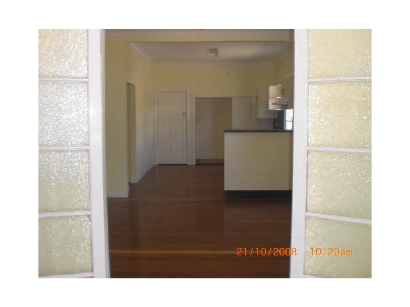 11 Blackwood Street, East Ipswich QLD 4305