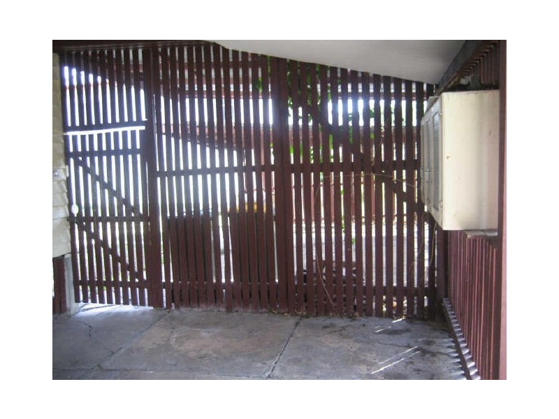 11 Blackwood Street, East Ipswich QLD 4305