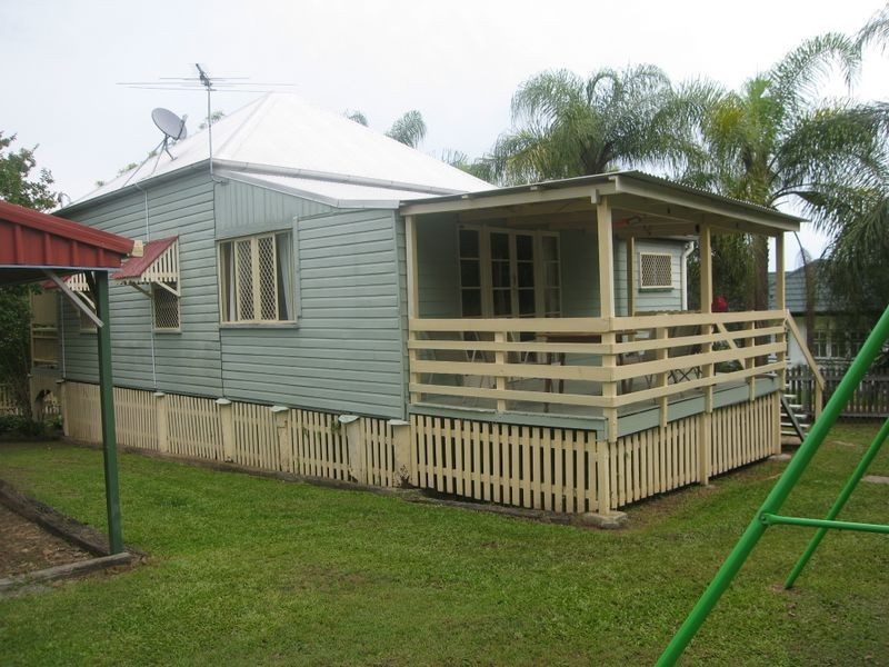 22 Glossop Street, Brassall QLD 4305