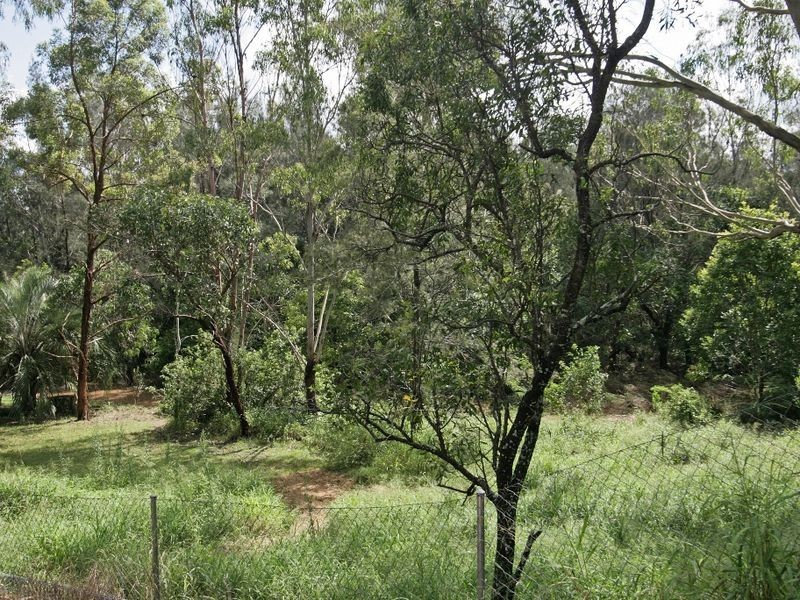 21 Beechwood Drive, Yamanto QLD 4305