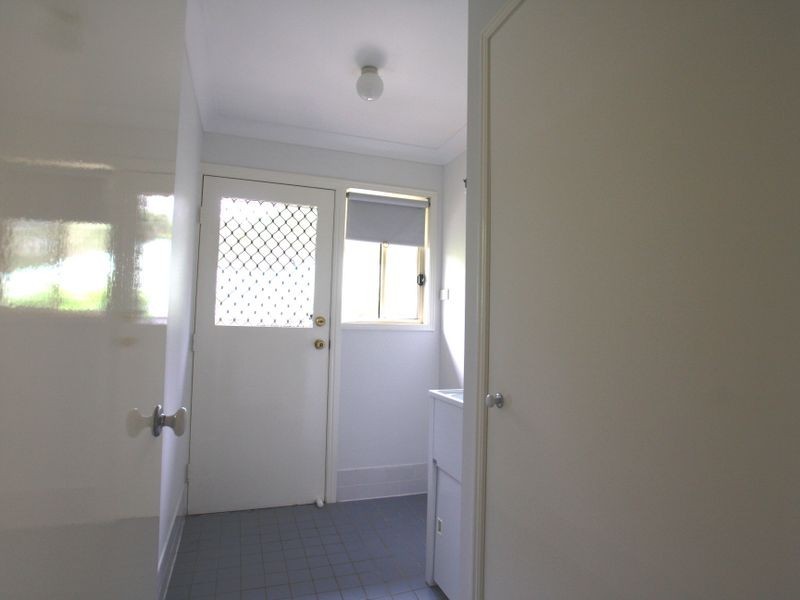 10 John Staines Crescent, North Ipswich QLD 4305