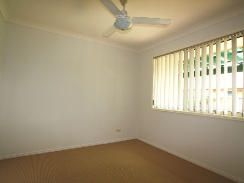 10 John Staines Crescent, North Ipswich QLD 4305