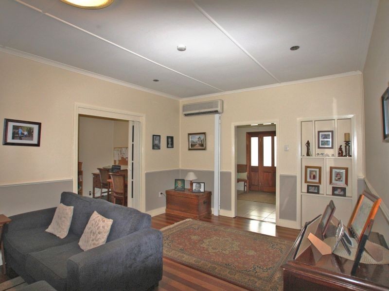 19 Barrett Street, East Ipswich QLD 4305