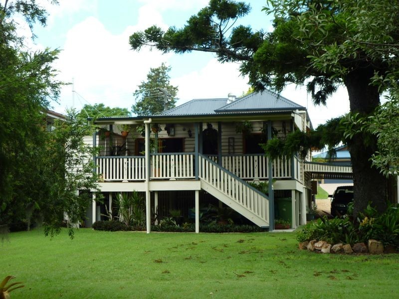 14 Petaine Street, Raceview QLD 4305