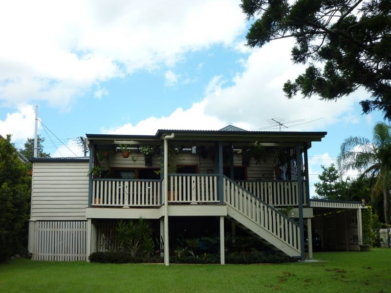 14 Petaine Street, Raceview QLD 4305