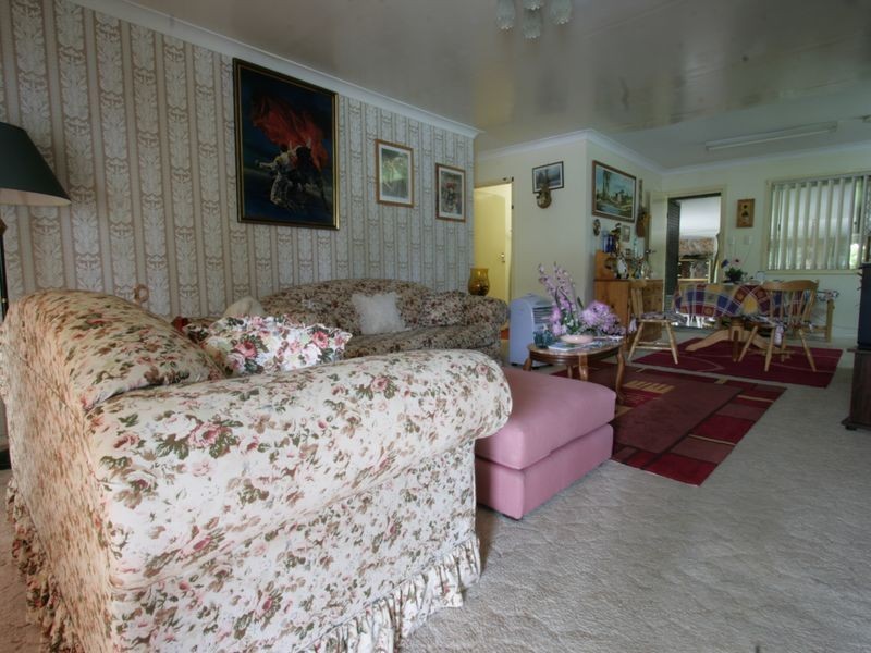 7 Prunda Parade, Raceview QLD 4305