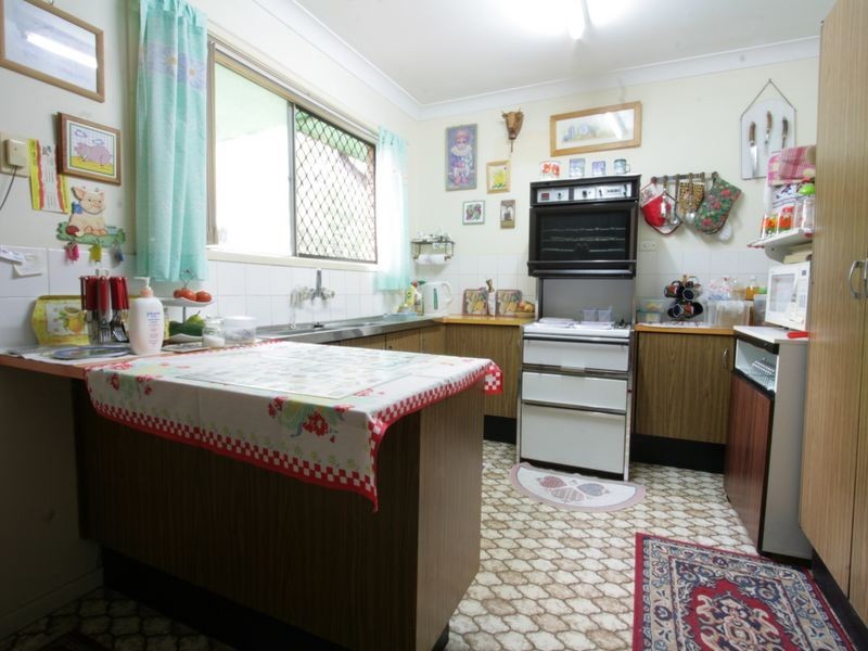 7 Prunda Parade, Raceview QLD 4305