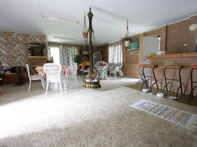 7 Prunda Parade, Raceview QLD 4305