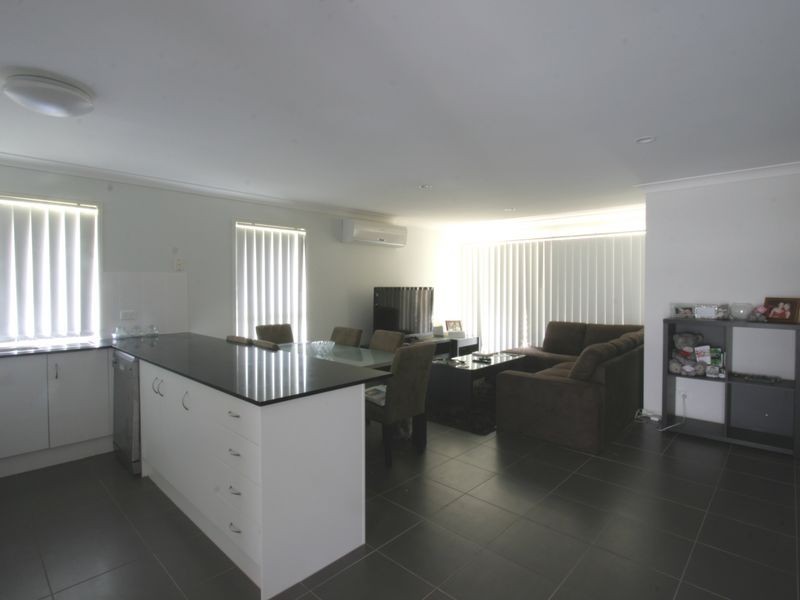 17 Aramac Street, Brassall QLD 4305