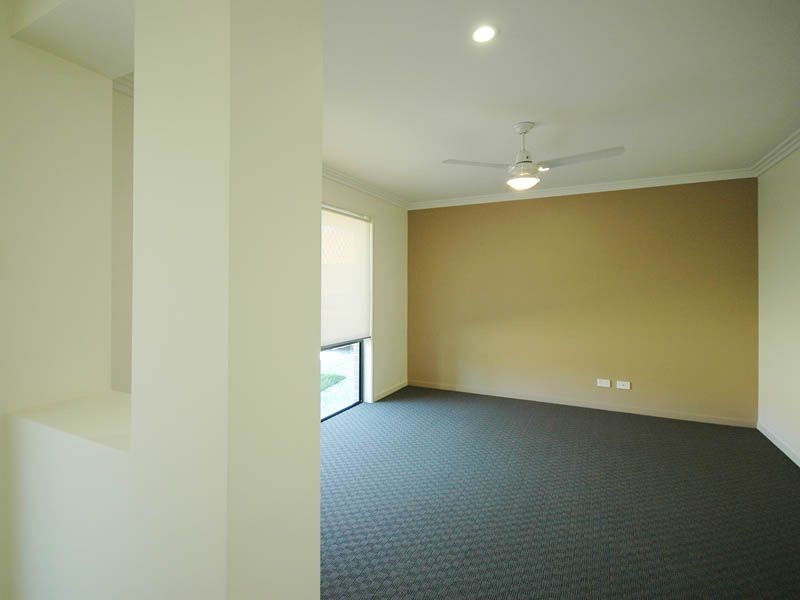 202 Ripley Road, Flinders View QLD 4305